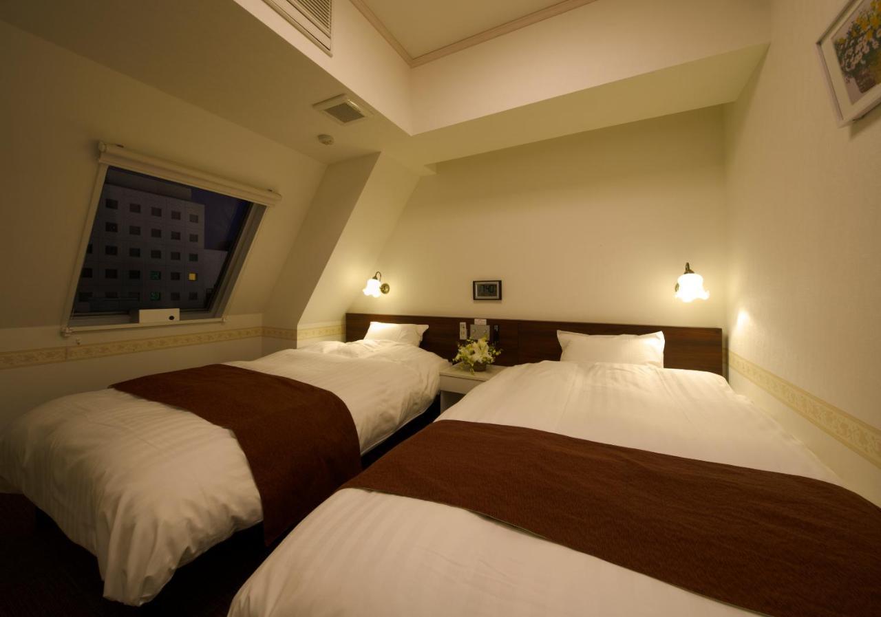 Hotel Shimbashi Sambankan Токіо Екстер'єр фото